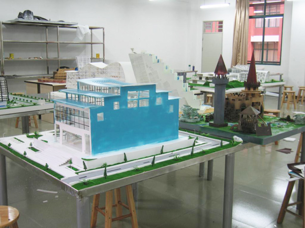 ����ģ�͹�˾������ģ������